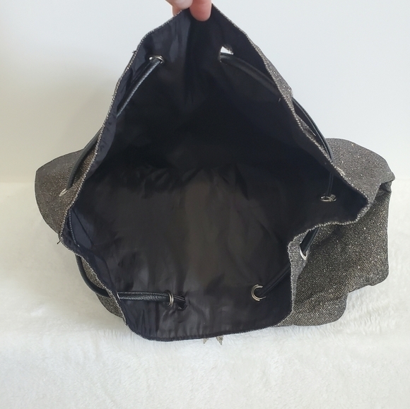 Victoria's Secret VS Bucket Backpack Black Silver Glitter Drawstring Tote Bag - Picture 10 of 13